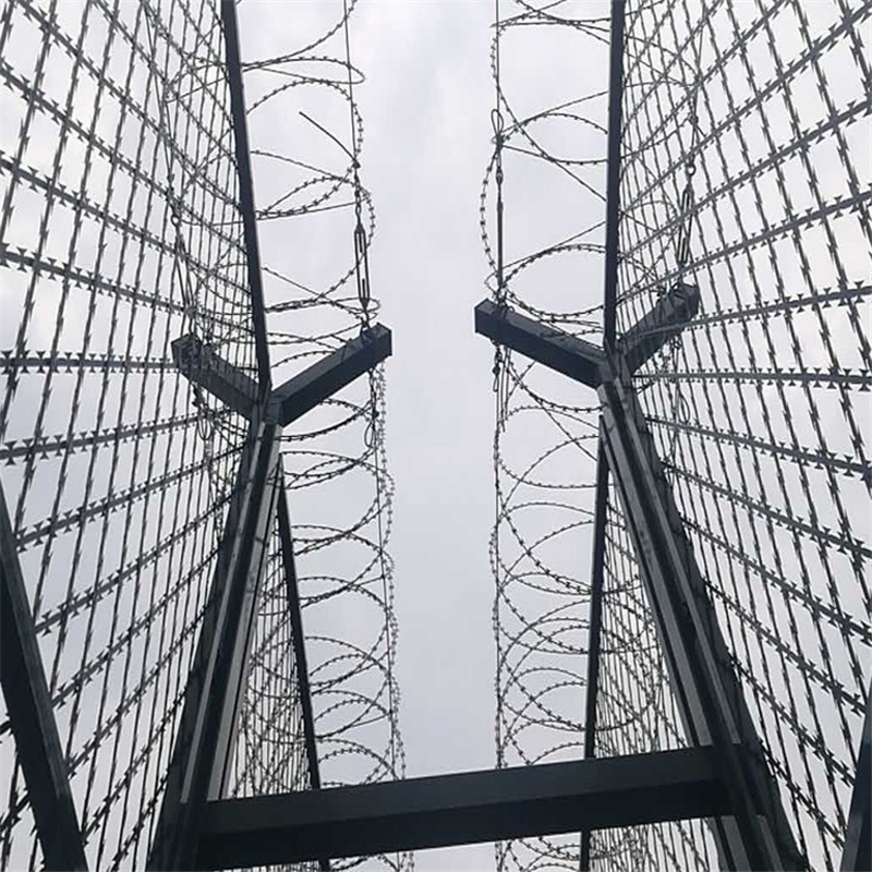 看守所、拘留所需要安裝防攀爬金屬隔離網(wǎng)警戒隔離網(wǎng)